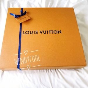 Authentic Louis Vuitton XL gift box with tag